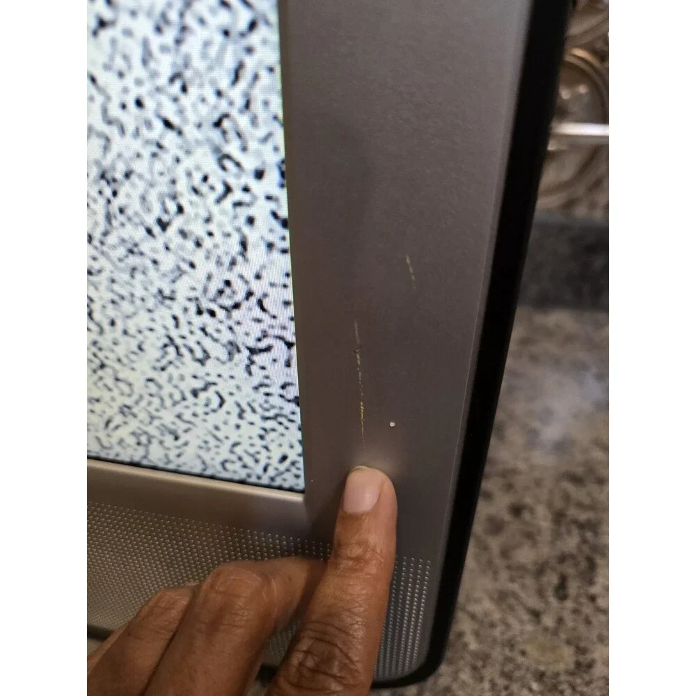 Sony Wega KLV23M1 23Inch M Series LCD Wega Flat Panel Television RARE G3D